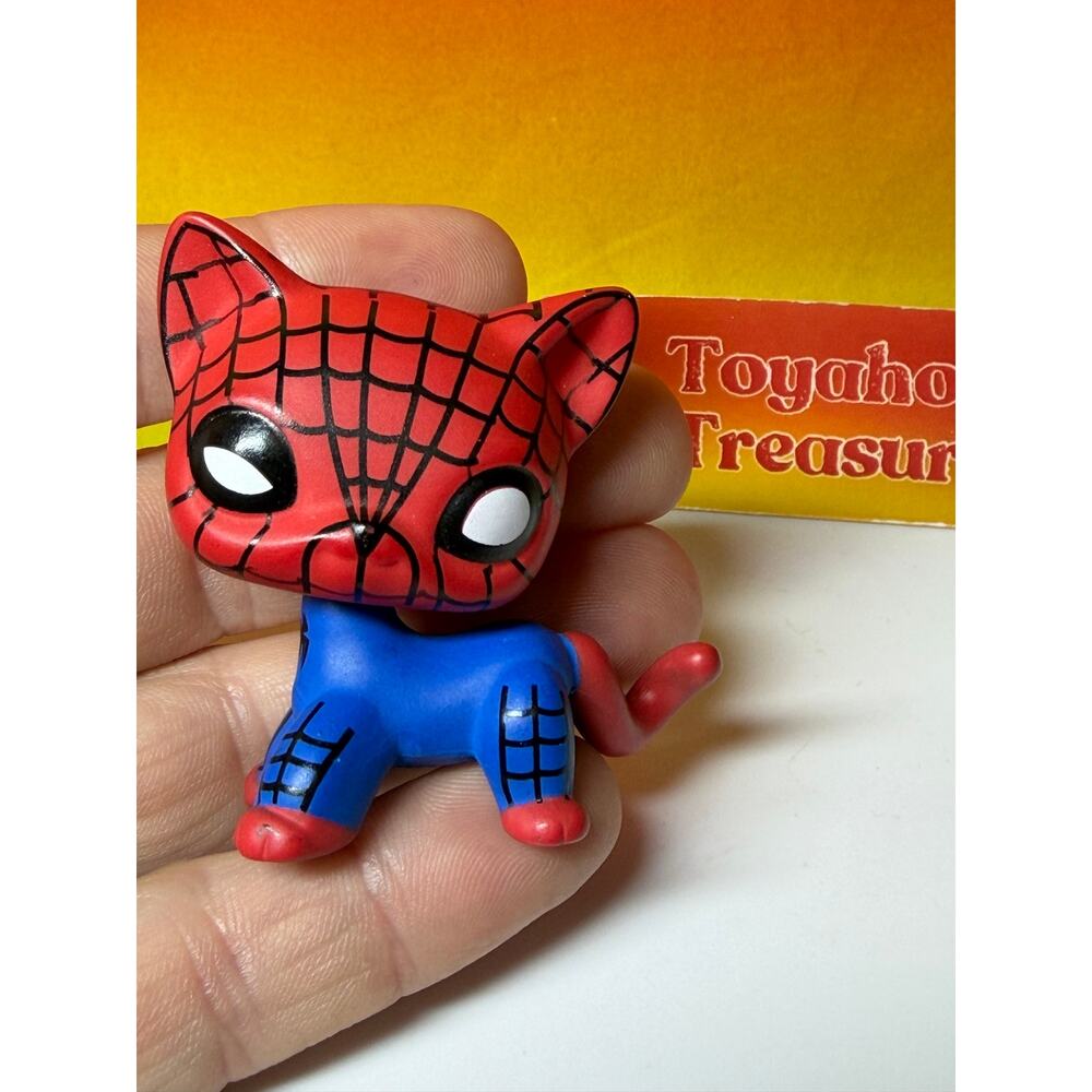 Spiderman Pet Shop Cat Figure